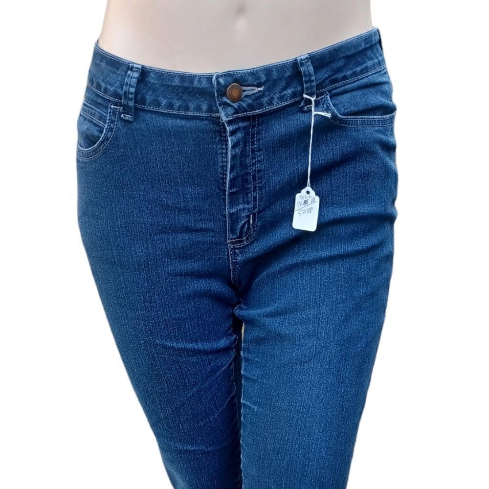 523813..Lee Modern Series Crop Jeans Size 12M, W30" 20"Inseam 10"Rise
